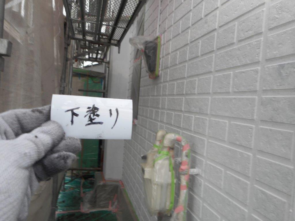 外壁の下塗り塗装