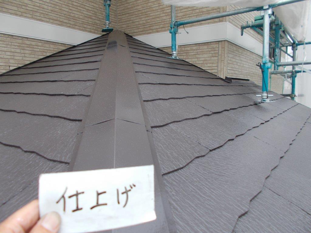 下屋根の上塗り塗装